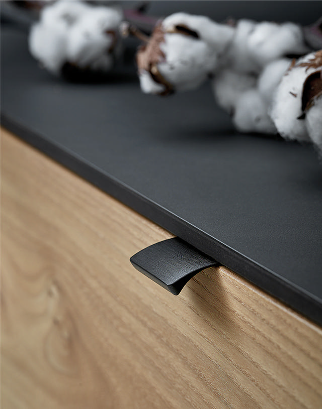 Adam Laws - Designer - Edge Straight
