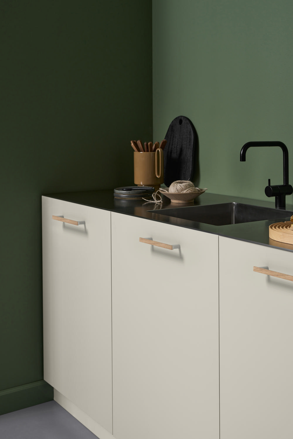 Bis Handle