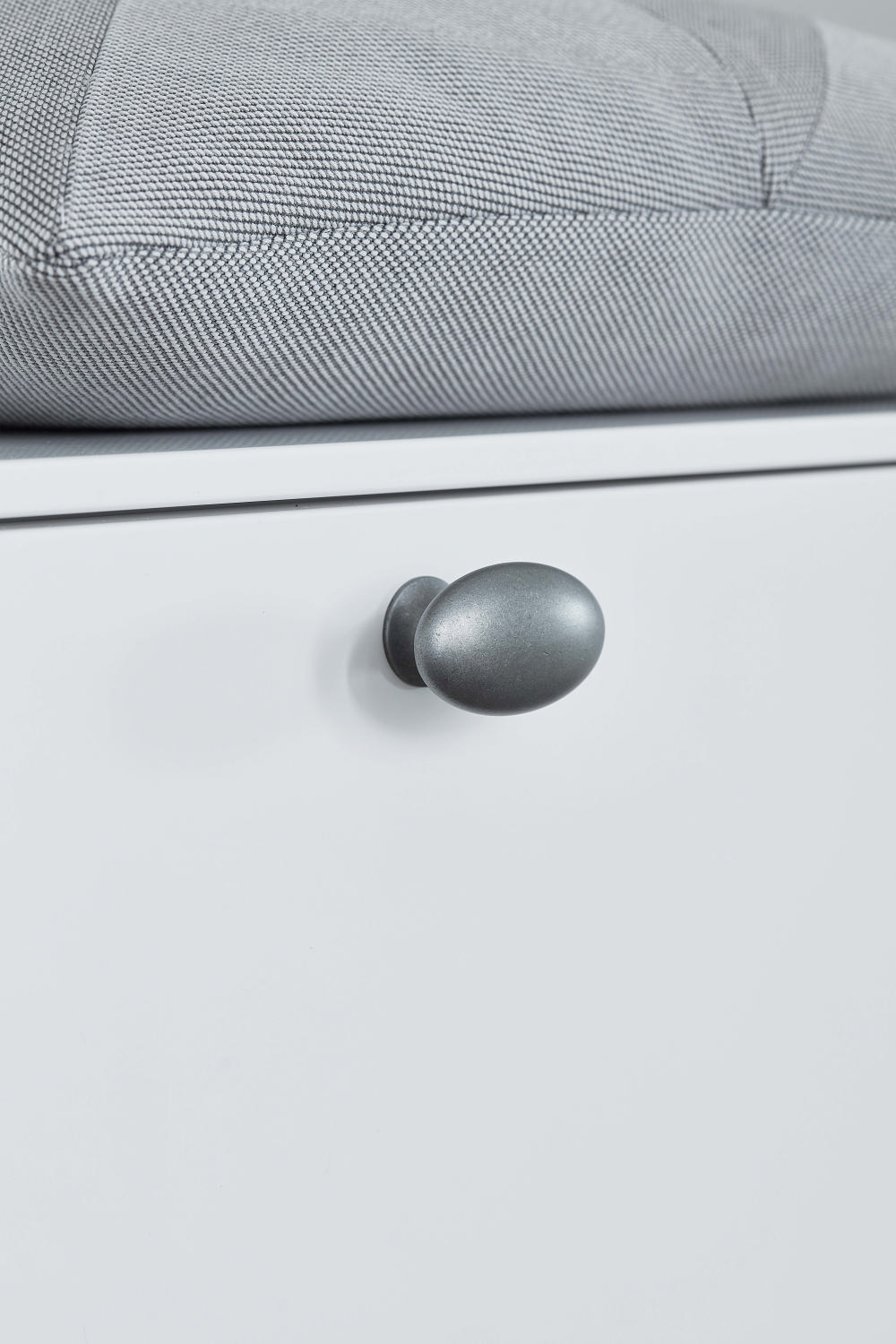 Oval Simple w/Pins