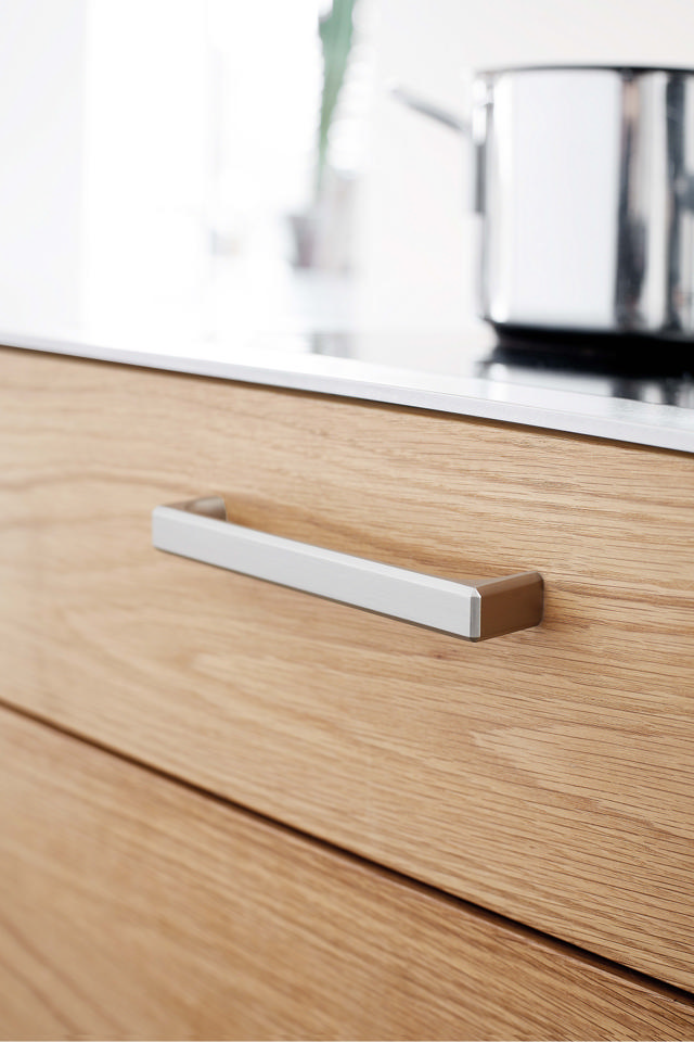Fold Handle
